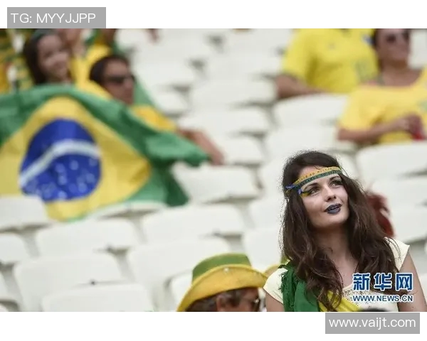 足球明星的妻子们美丽瞬间大集合展现她们的风采与魅力