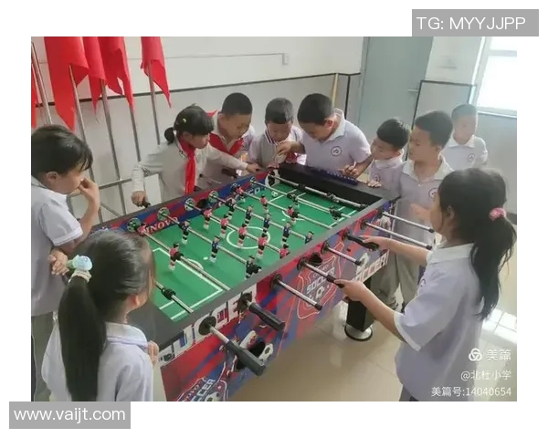 桌式足球许教练带你领略竞技魅力与团队合作的完美结合